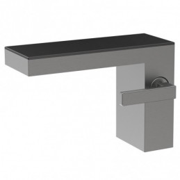 Gunmetal-Grau Hotel...