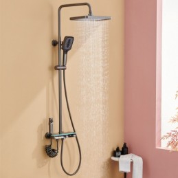 Gunmetal-Grau Badezimmer...